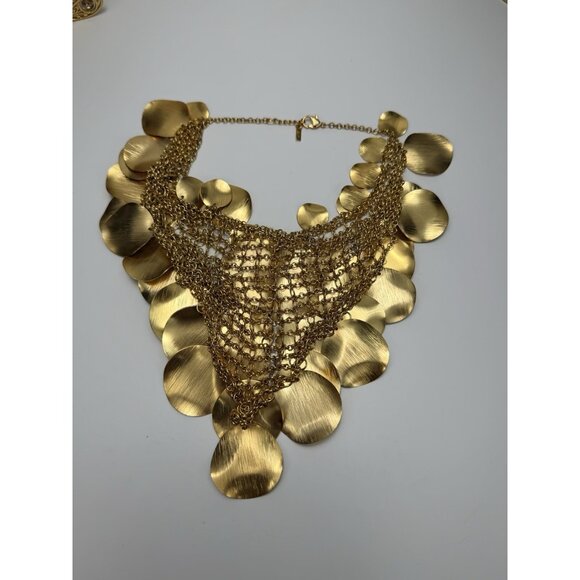 Zara Runway Gold Cascading Petal Statement Necklace NWOT Gorgeous - Picture 6 of 8
